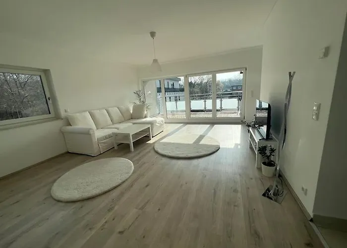 Apartamento Stilvolle 80qm In *